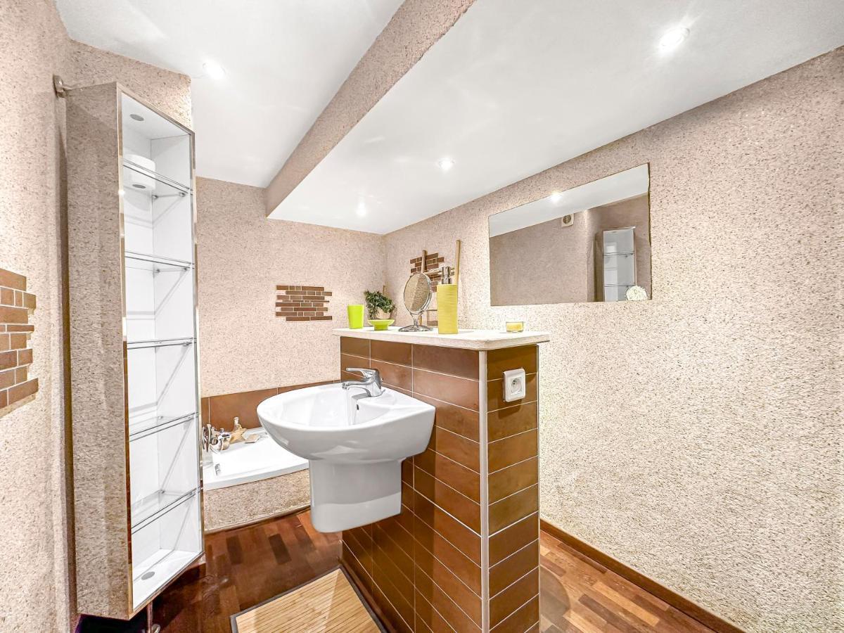 Les Portes Du Chateau Beaucairois Lejlighed Beaucaire  Eksteriør billede